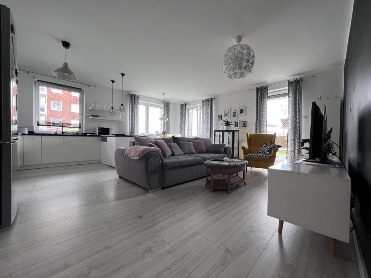 Apartament Z Tarasem Na Osiedlu Rakownica Jelenia Góra Exterior foto