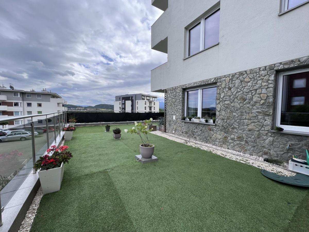 Apartament Z Tarasem Na Osiedlu Rakownica Jelenia Góra Exterior foto